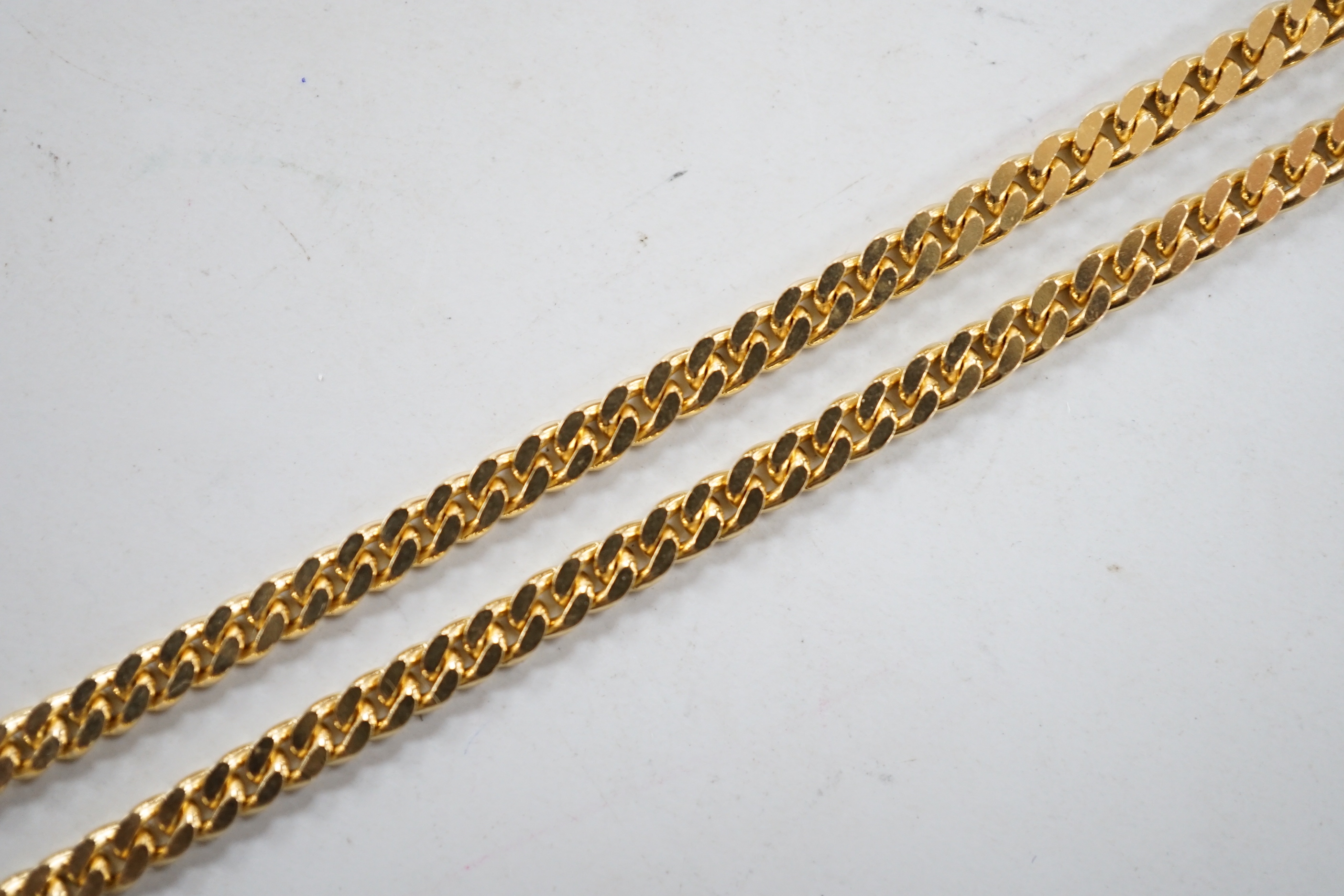 A modern 18ct gold curb link chain, 39cm, 11.3 grams.